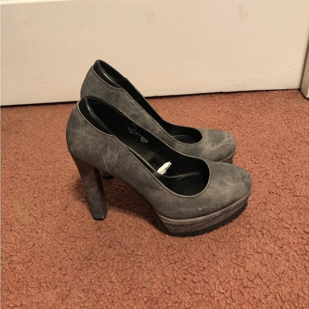 Xhiliration🥳HP🥳Platform Heels